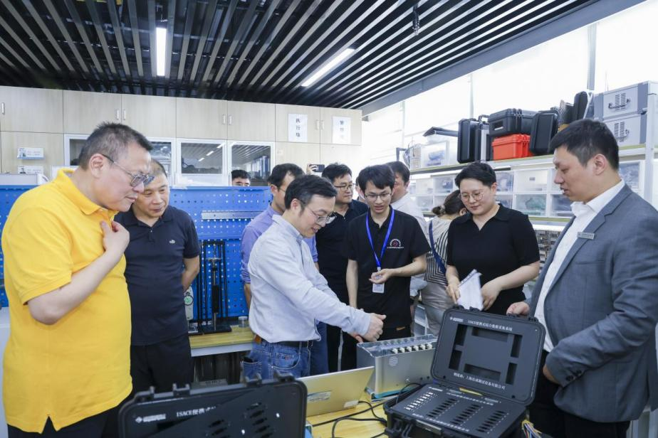 上海芭乐视频破解版-生產部參觀.png 上海芭乐视频破解版-生產部(bù)參觀.png